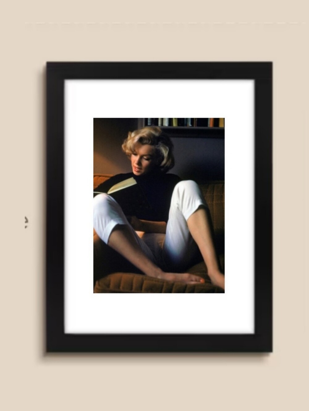 Marilyn Monroe Reading Famous Wall Art Framed matted 9x12 Matted print